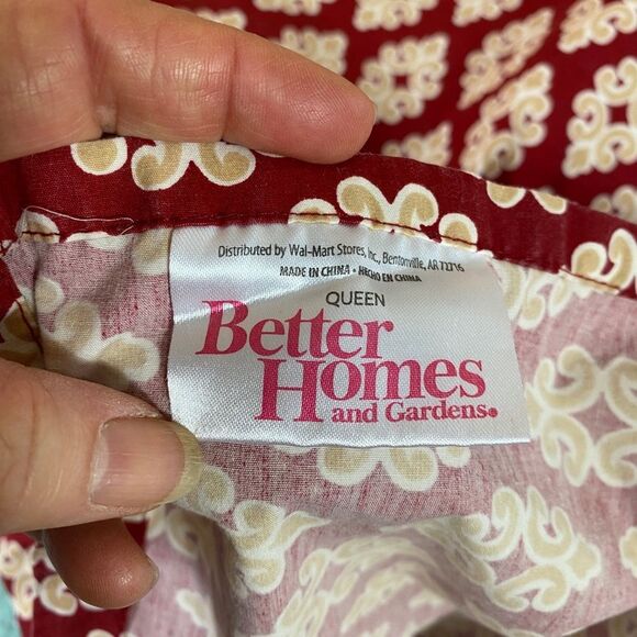 Queen Sheet set 3 pc. red and beige Eastern design EUC flat / 2 pillow cases - Picture 3 of 9
